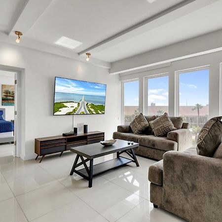 Perfect Condo, Room For Everyone! Beachfront Resort South Padre Island Dış mekan fotoğraf